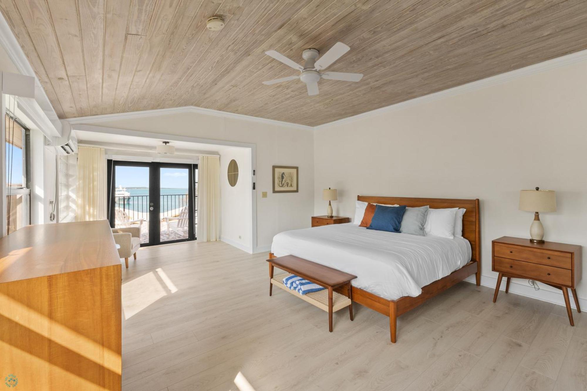 Romora Bay Resort & Marina Dunmore Town Bagian luar foto