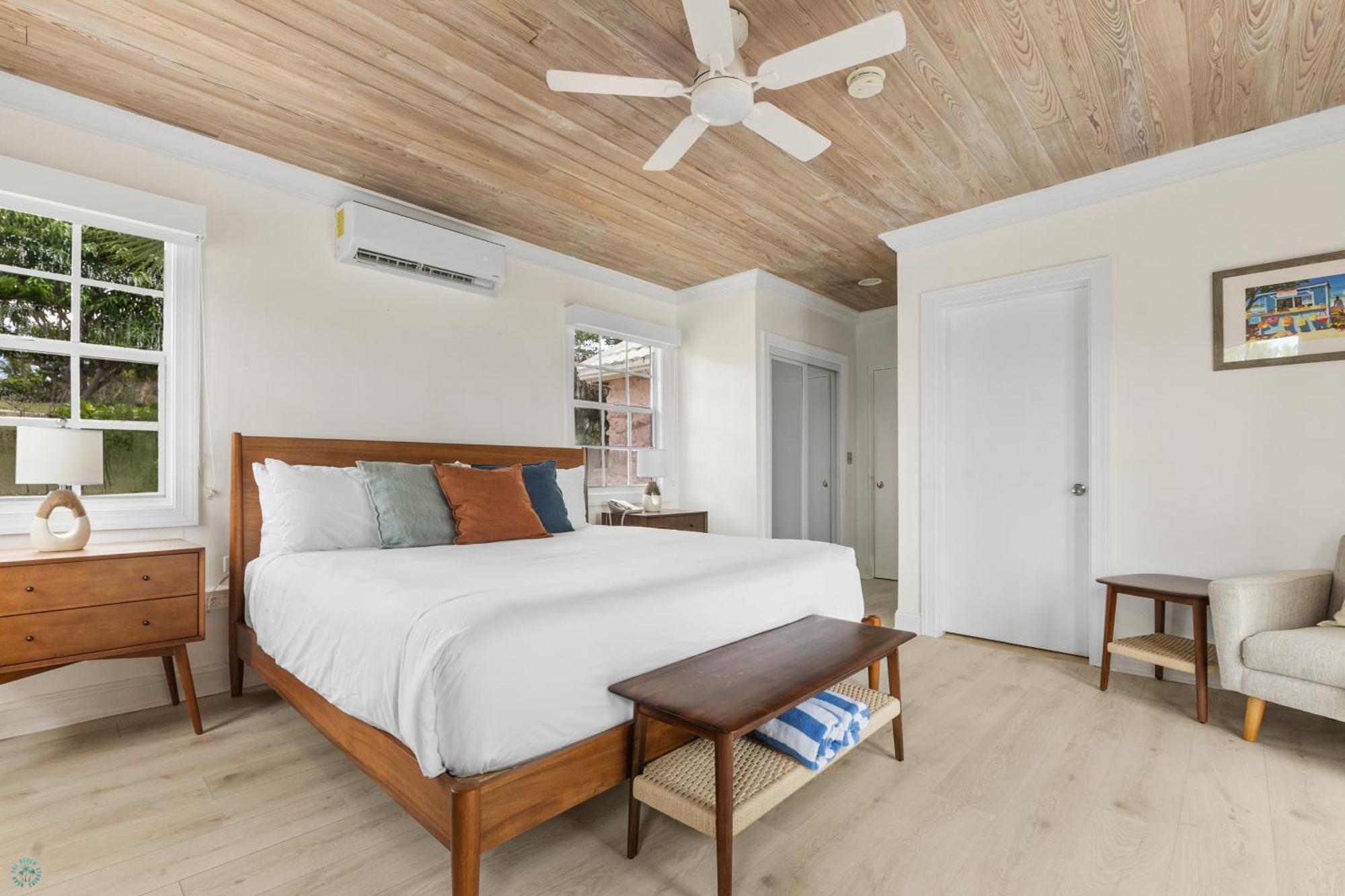 Romora Bay Resort & Marina Dunmore Town Bagian luar foto