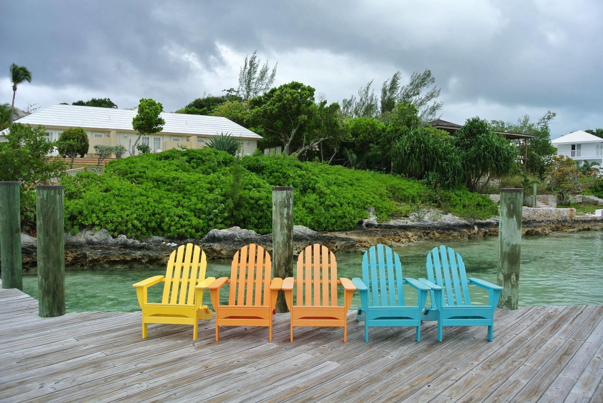 Romora Bay Resort & Marina Dunmore Town Bagian luar foto