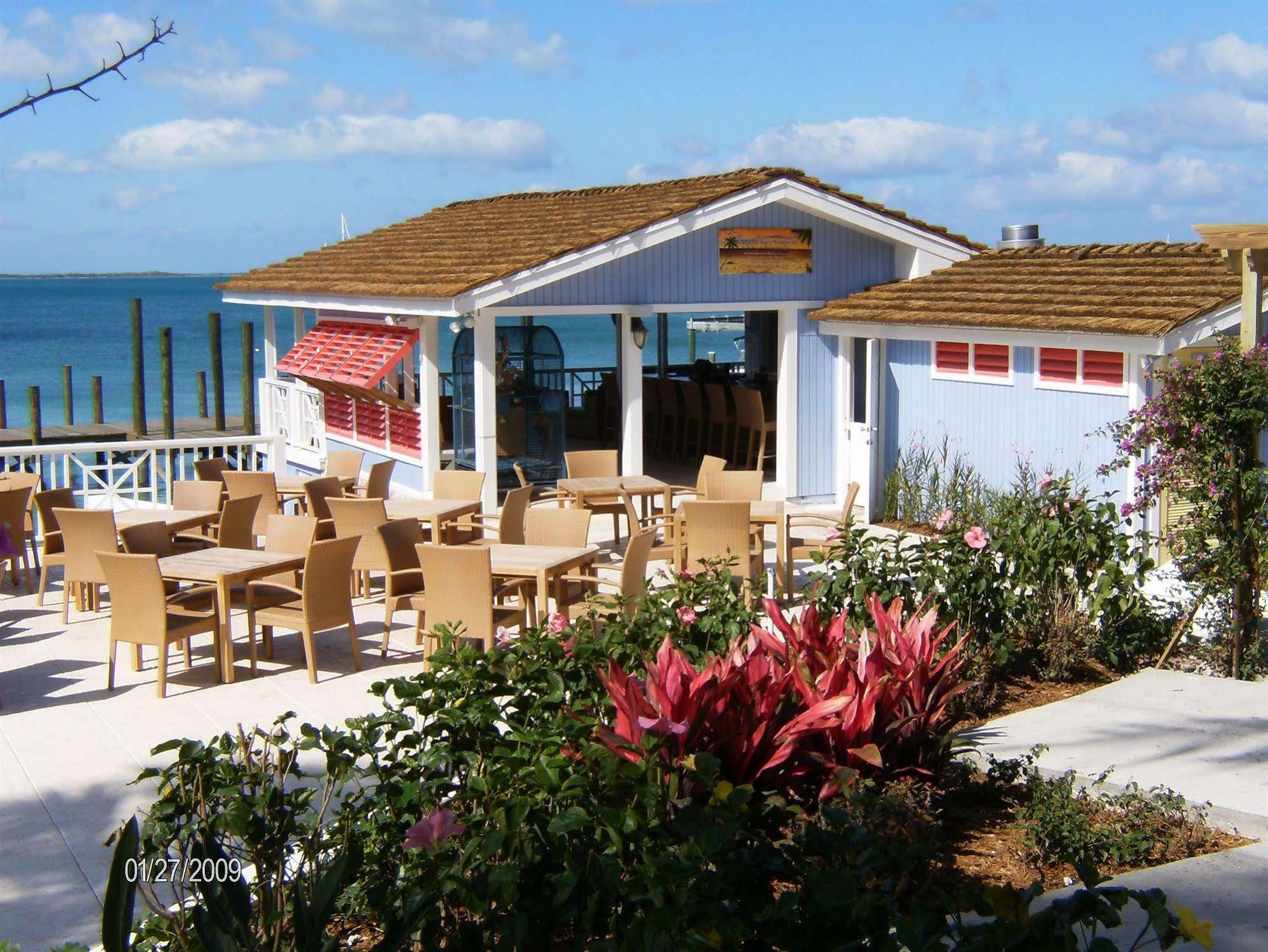 Romora Bay Resort & Marina Dunmore Town Bagian luar foto