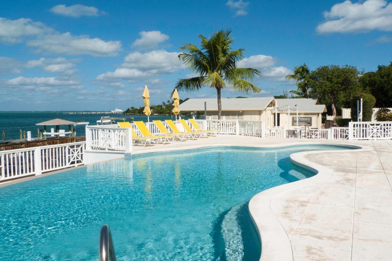 Romora Bay Resort & Marina Dunmore Town Bagian luar foto