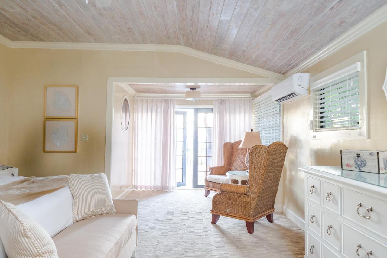 Romora Bay Resort & Marina Dunmore Town Bagian luar foto